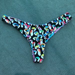 SOLD MOANA BIKINI BIRD BATH BOTTOMS MD